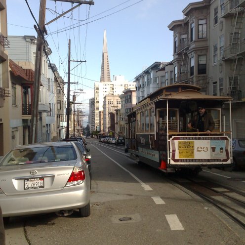 Life in Camelot in San Francisco, cable car